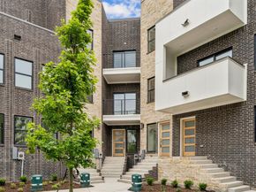2721  Azalea Park Circle , Fort Worth Texas 76107