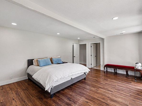 1702  Bristol Court N, Irving Texas 75062