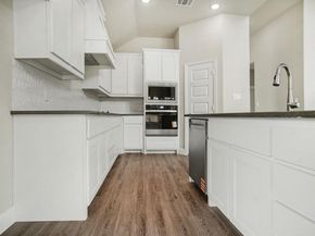 733  Candace Drive , DeSoto Texas 75115