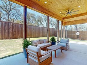 7212  Redwood Road , Argyle Texas 76226