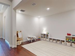 7212  Redwood Road , Argyle Texas 76226