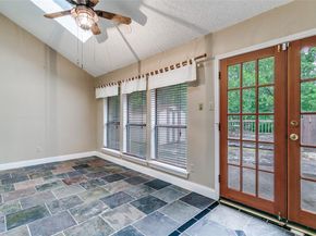2818 N Creekwood Drive , Grapevine Texas 76051