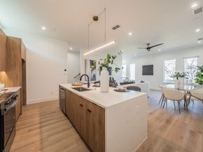 5320  Reiger Avenue  104, Dallas Texas 75214