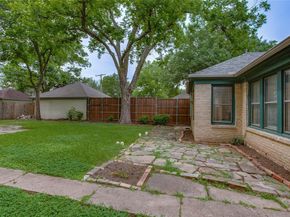 1111 N Winnetka Avenue , Dallas Texas 75208