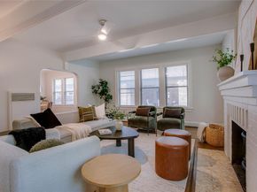 1111 N Winnetka Avenue , Dallas Texas 75208