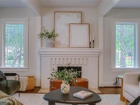 1111 N Winnetka Avenue , Dallas Texas 75208