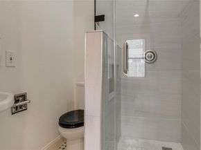 1111 N Winnetka Avenue , Dallas Texas 75208