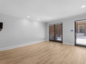5928  Sandhurst Lane  127, Dallas Texas 75206