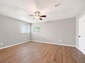 4036  Seven Gables Street , Fort Worth Texas 76133
