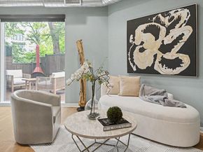 2927  Magnolia Hill Court , Dallas Texas 75201