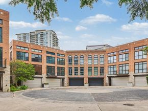 2927  Magnolia Hill Court , Dallas Texas 75201