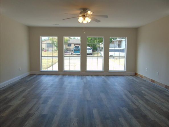 3617  Classic Drive , Garland Texas 75042