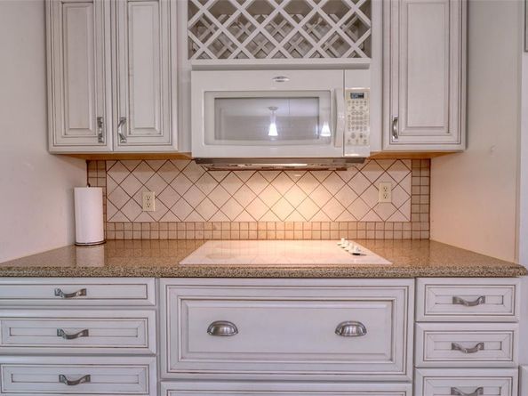 938  Nature Drive , Duncanville Texas 75116