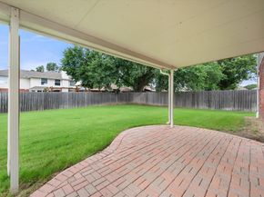 6222  St Leonard Drive , Arlington Texas 76001