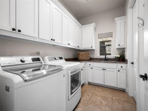 5623  Matalee Avenue , Dallas Texas 75206