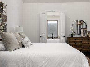 5623  Matalee Avenue , Dallas Texas 75206