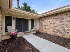 7016  Greenspring Drive , Arlington Texas 76016