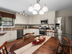 7016  Greenspring Drive , Arlington Texas 76016