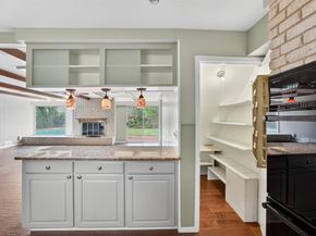 1608  Freeman Court , Arlington Texas 76013