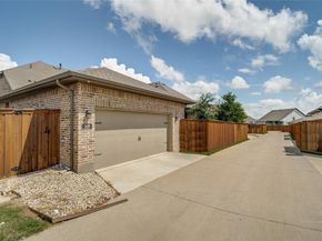 909  Almond Blossom Circle , Crowley Texas 76036