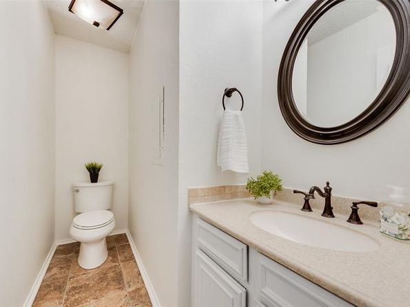 602  Timberline Drive , Hurst Texas 76053