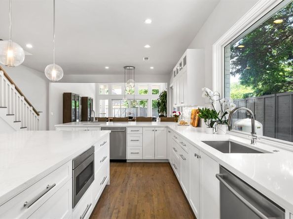 6243  Churchill Way , Dallas Texas 75230
