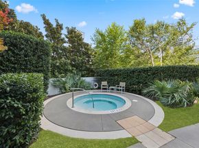 2900  Mckinnon Street  602, Dallas Texas 75201