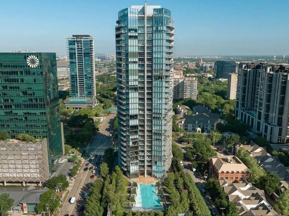 2900  Mckinnon Street  602, Dallas Texas 75201