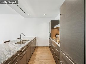 2900  Mckinnon Street  602, Dallas Texas 75201