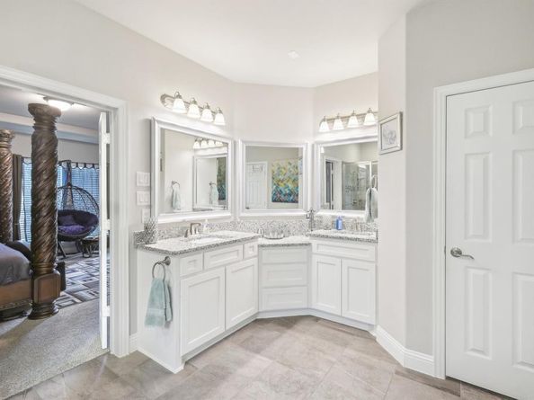 4611  Great Plains Way , Mansfield Texas 76063