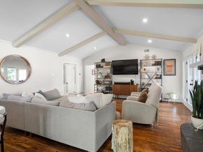 7439  Chattington Drive , Dallas Texas 75248