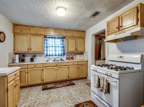 2603  Ross Avenue , Fort Worth Texas 76164