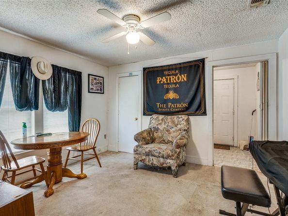 2603  Ross Avenue , Fort Worth Texas 76164