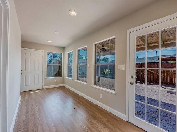319  Cole Street , Garland Texas 75040