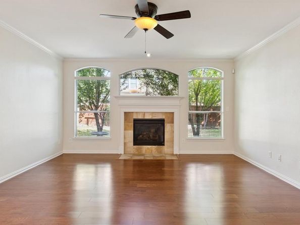 1191  Bonham Parkway , Lantana Texas 76226