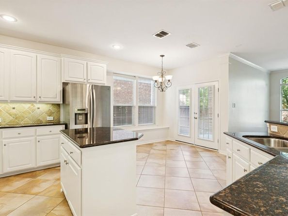 1191  Bonham Parkway , Lantana Texas 76226