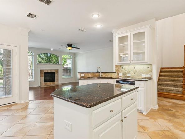 1191  Bonham Parkway , Lantana Texas 76226