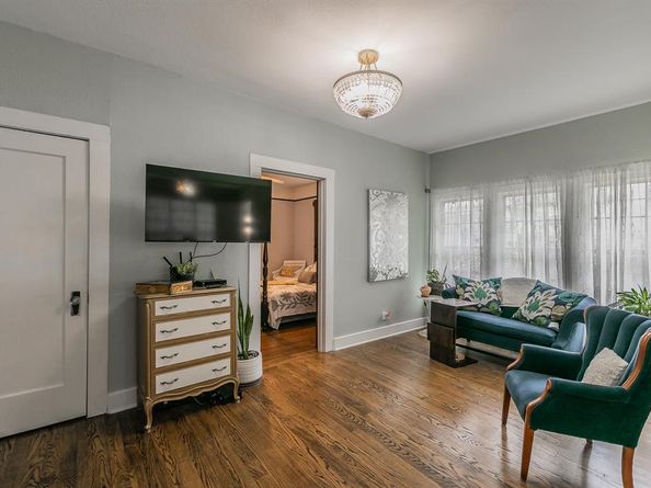 2238  College Avenue , Fort Worth Texas 76110