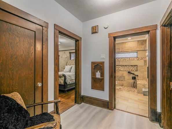 2238  College Avenue , Fort Worth Texas 76110