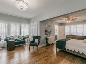 2238  College Avenue , Fort Worth Texas 76110