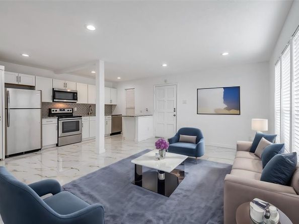 4327  Holland Avenue  101, Dallas Texas 75219