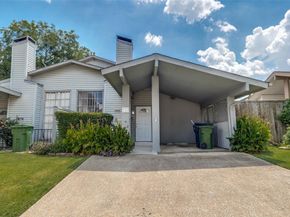 736  Baruna Circle , Garland Texas 75043