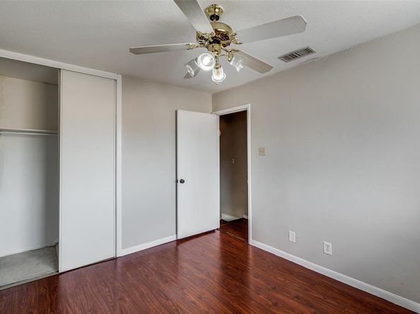 736  Baruna Circle , Garland Texas 75043