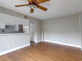 736  Baruna Circle , Garland Texas 75043
