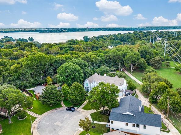 7163  Lyre Lane , Dallas Texas 75214