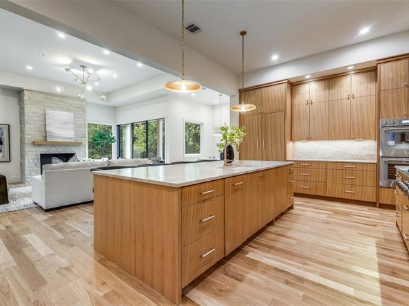 7163  Lyre Lane , Dallas Texas 75214