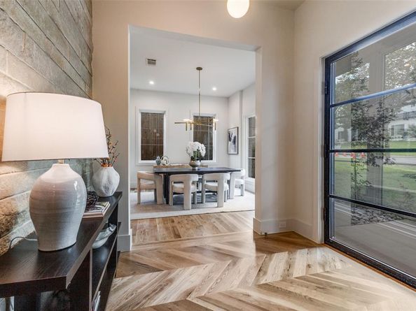 7163  Lyre Lane , Dallas Texas 75214