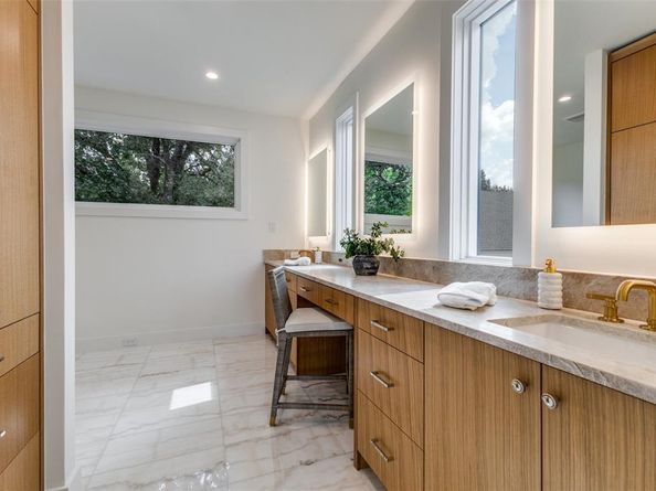 7163  Lyre Lane , Dallas Texas 75214