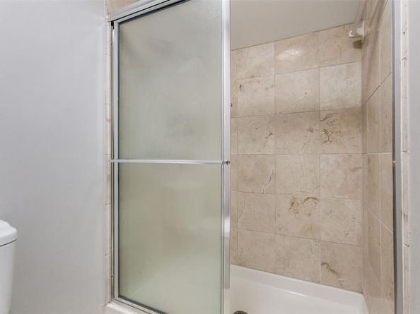 6947  Helsem Way  129, Dallas Texas 75230