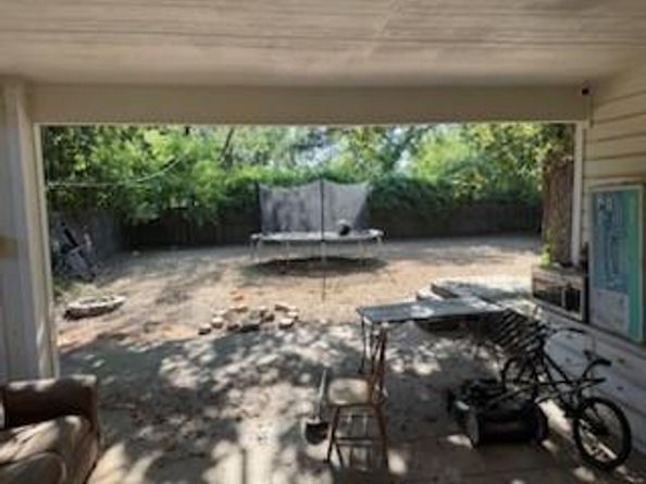 624  Harrison Lane , Hurst Texas 76053